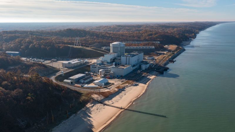 New-wave reactors are the face of an American nuclear renaissance. Some experts are sounding alarms