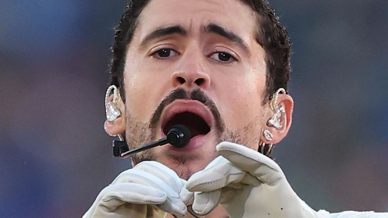 Did you catch these symbols in Bad Bunny’s show? - cnn.com