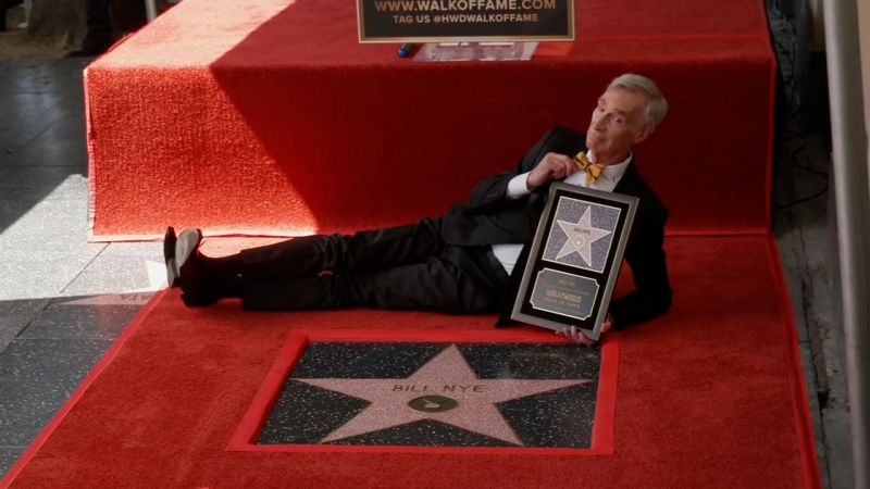 Hollywood Minute: Bill Nye ‘The Science Guy’ to receive lifetime achievement Emmy - cnn.com