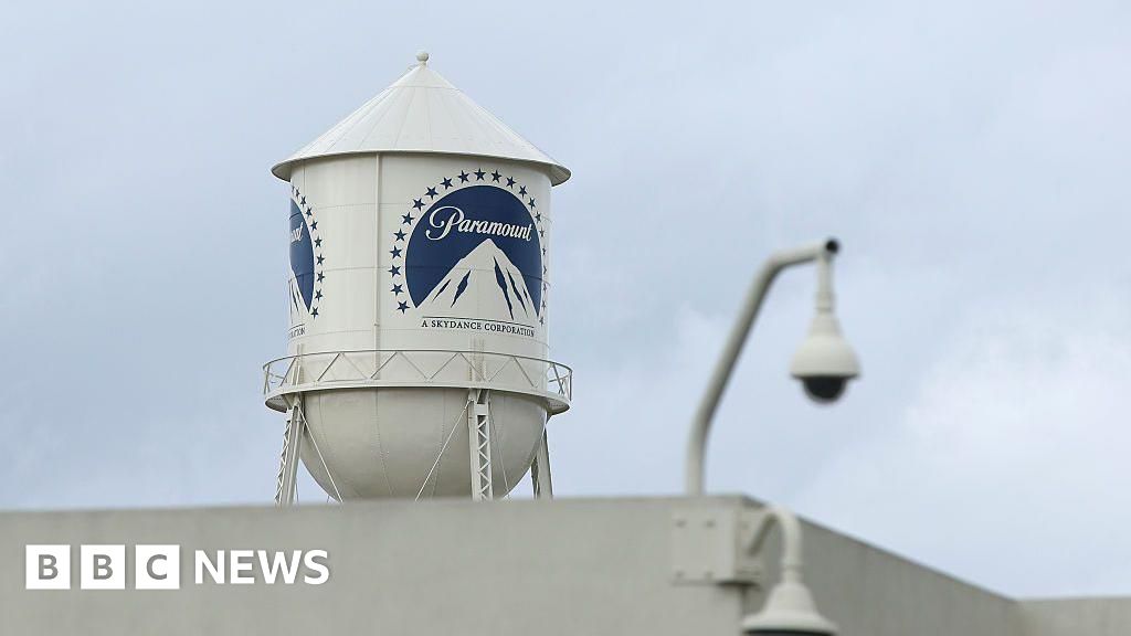 Netflix drops Warner Bros bid, clearing way for Paramount takeover