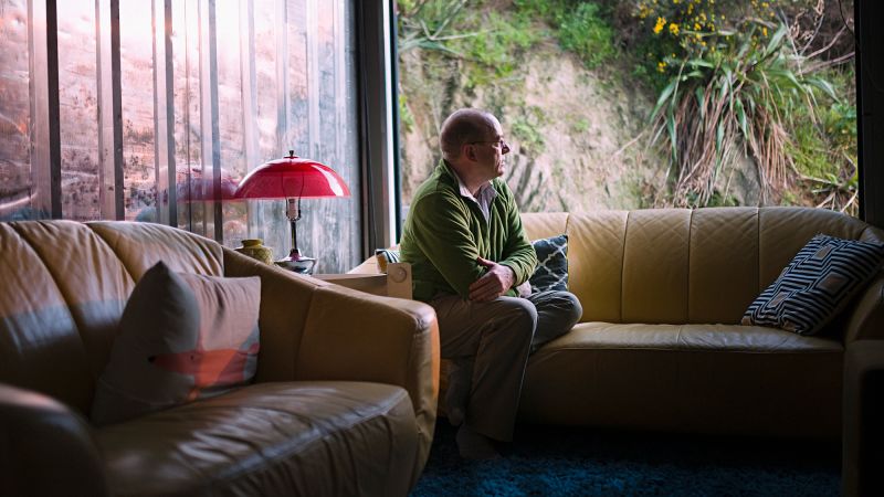 The depression symptoms that could increase dementia risk