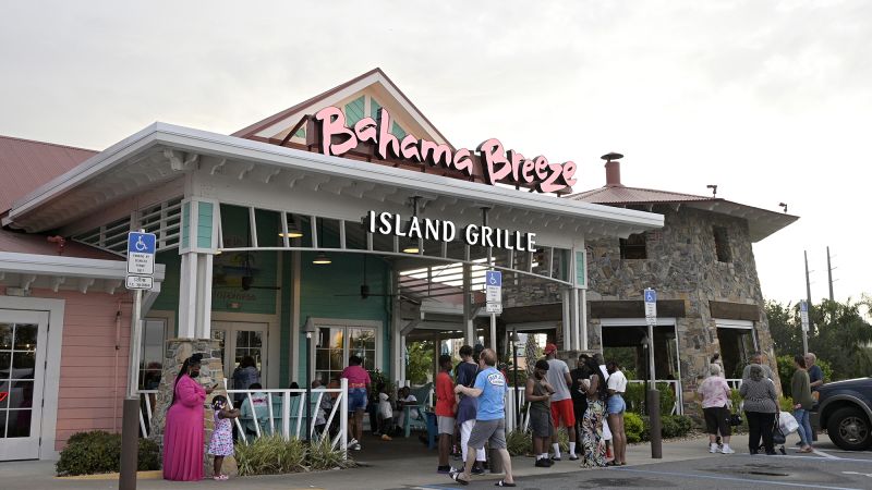 Bahama Breeze is closing all of its restaurants