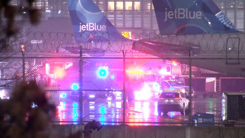 Newark airport temporarily shuts down after smoke in the cabin forces JetBlue emergency landing