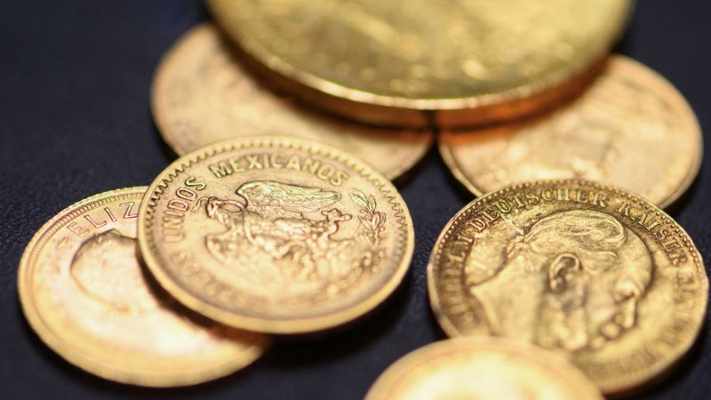 Gold’s frenzied rally ends with largest sell-off in over a decade