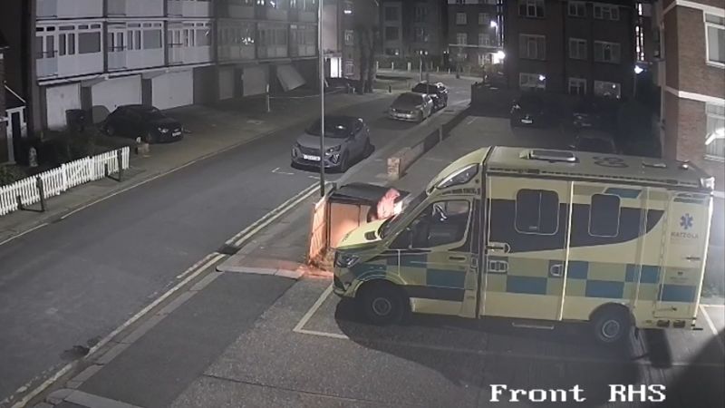 Golders Green Jewish ambulances: London police arrest 2 men in connection with suspected antisemitic arson attack