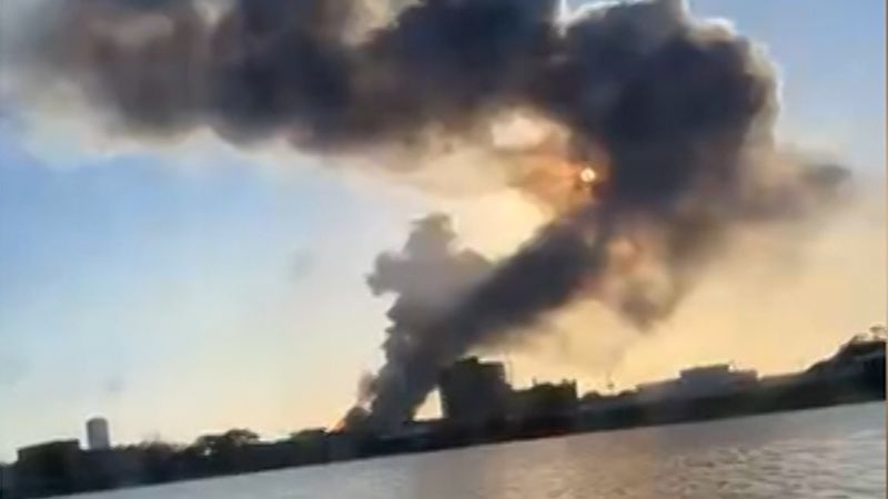 Fire breaks out after oil refinery explosion