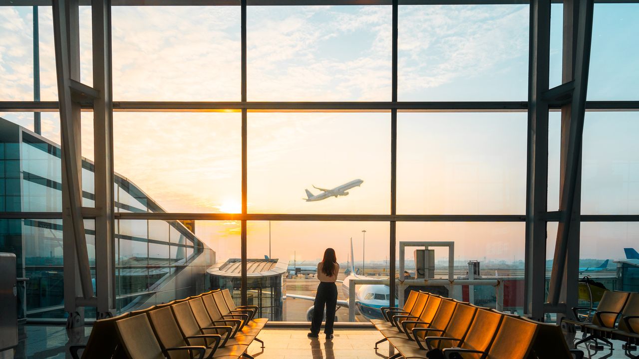 Can you still find cheap flights this summer?