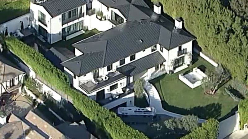 Gunfire at Rihanna’s house results in arrest - CNN