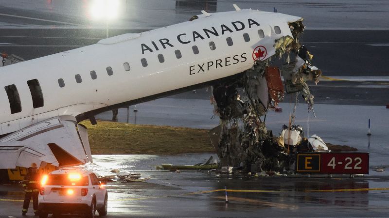 How the deadly collision at LaGuardia unfolded
