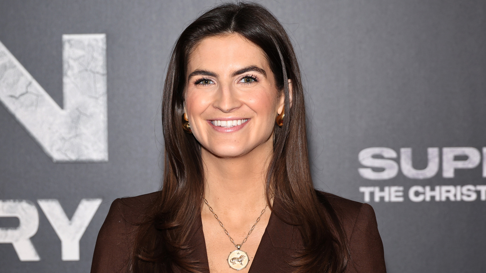 CNN Anchor Kaitlan Collins Has Had A Head-Turning Face Transformation