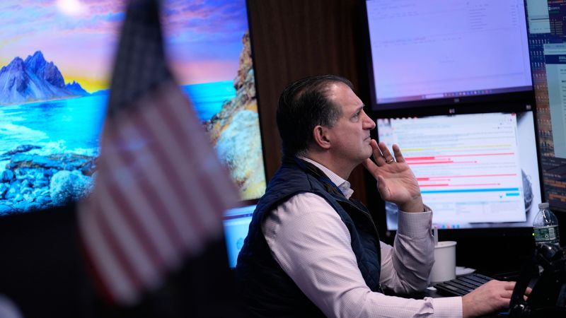 Stocks fall as Iran’s new supreme leader vows to keep Strait of Hormuz closed