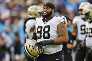 Cowboys sign veteran free agent defensive lineman