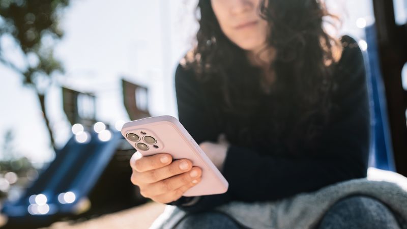 Managing your money when geopolitical risk and volatility are high