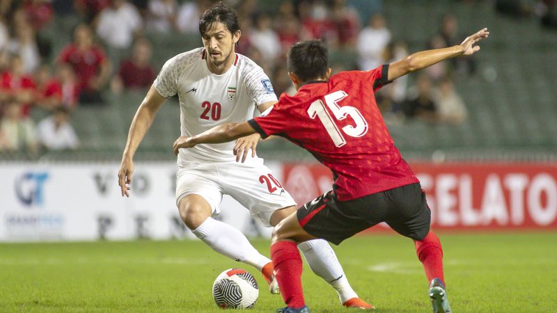 Sardar Azmoun: Iran striker kicked off national team for disloyalty, say reports