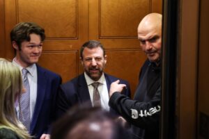 Democrats like Markwayne Mullin but that doesn’t mean they’ll vote for him for DHS secretary