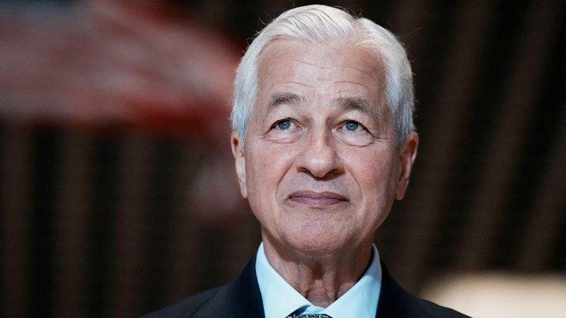 Jamie Dimon warns that the Iran war could bring an economic ‘skunk’ to the party