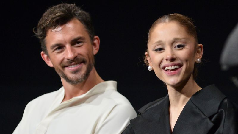 Ariana Grande will reunite with ‘Wicked’ costar Jonathan Bailey for ‘Sunday in the Park with George’