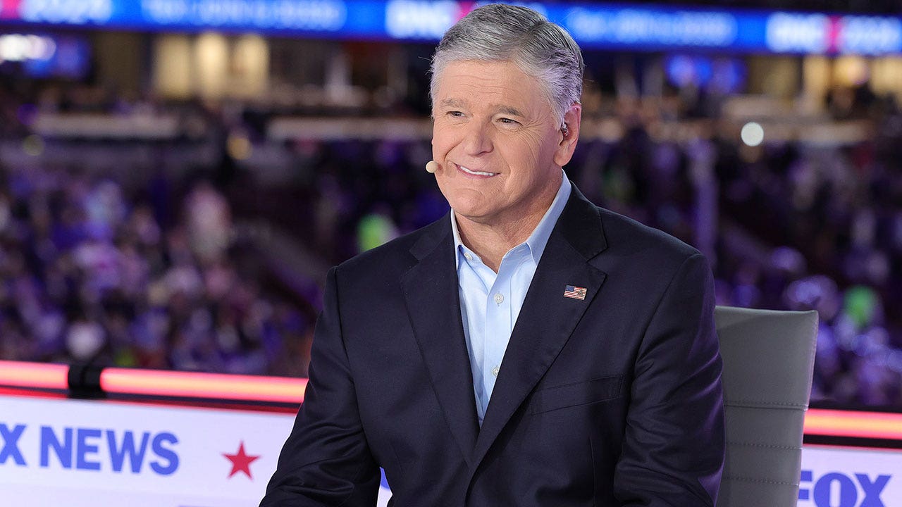 Fox News Channel outdraws ABC, NBC in weekday primetime during April