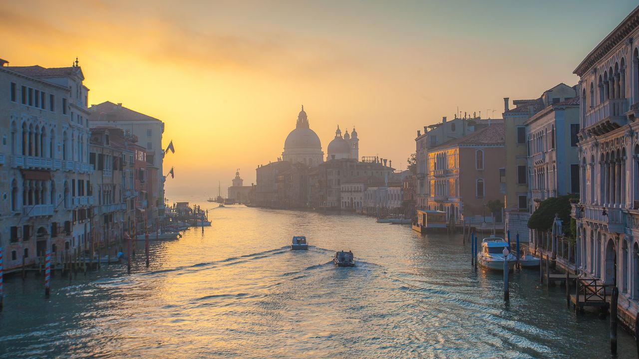 The Best Time to Travel? The Off Season