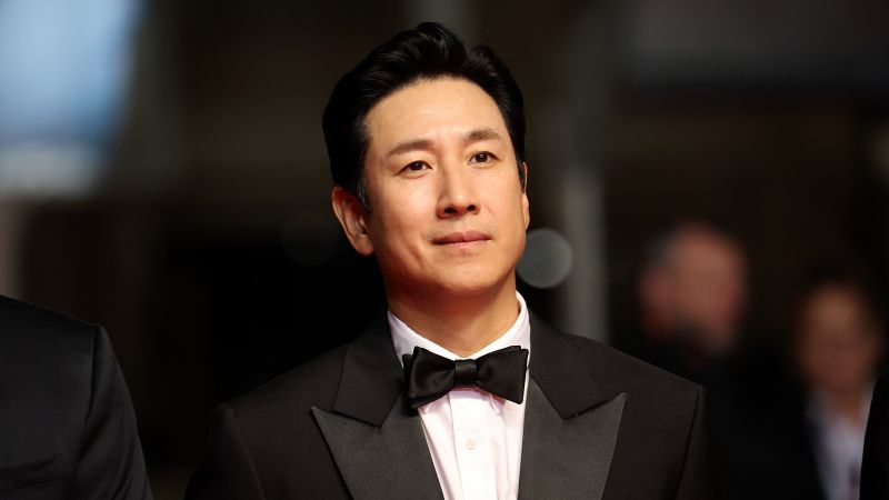 Lee Sun-kyun: Death of ‘Parasite’ star puts spotlight on pressures facing South Korean celebrities