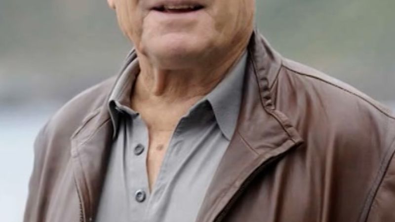 Oscar-winning actor Robert Duvall has died at 95 - CNN