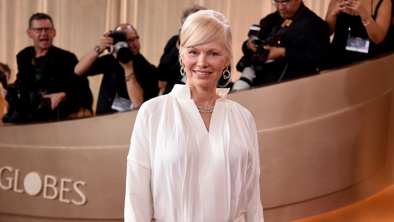 Pamela Anderson felt ‘yucky’ sitting close to Seth Rogen at Golden Globes
