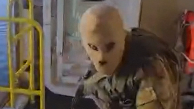 Video purportedly shows Iranian soldiers seizing ships in Strait of Hormuz