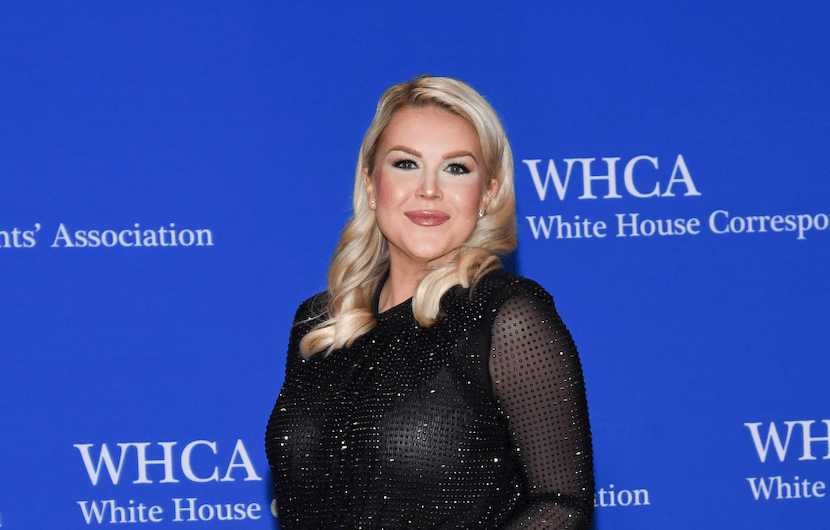 White House Correspondents Red Carpet: Trump Officials Mix With Celebrities