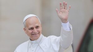 Notre Dame and Villanova hoops teams set to visit the Pope in Rome next season