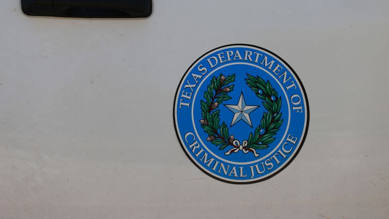 Federal judge weighs mandating air conditioning in Texas prison system