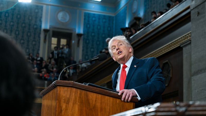 Trump signs executive order expanding workers’ access to retirement plans