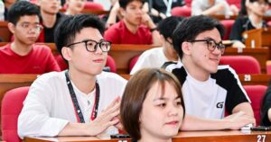 Proposal for businesses to participate in training and grading students
