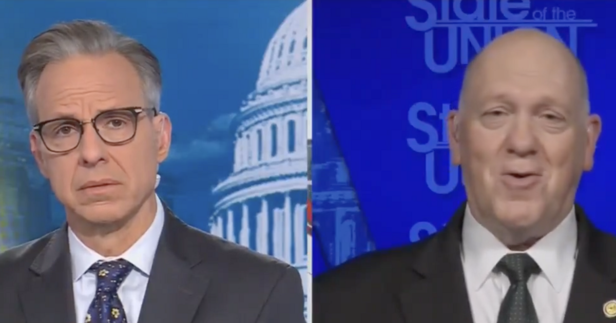 CNN's Jake Tapper leaves Border czar Tom Homan speechless - Celebrity News - Entertainment