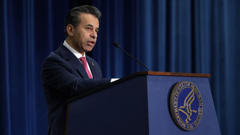Trump signs off on ousting FDA chief, senior official says