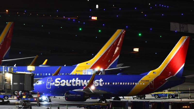 6 ways to avoid checked baggage fees on Southwest