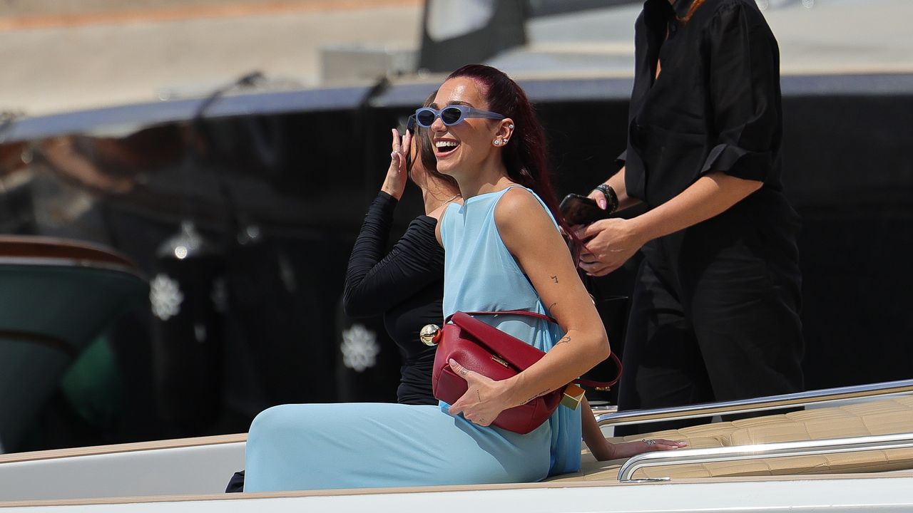 How to funmaxx Eurosummer 2026 like Dua Lipa