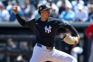 Report: New York Yankees Discussing New Plans for Top Prospect