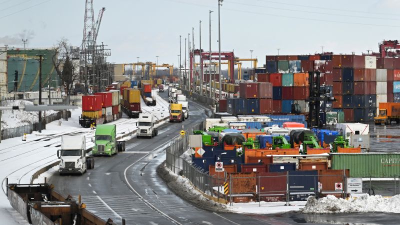 Trump threatens new 100% tariffs on Canada over possible trade deal with China