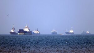 Live updates: Iran war, Trump won’t comment on ceasefire, Strait of Hormuz tensions