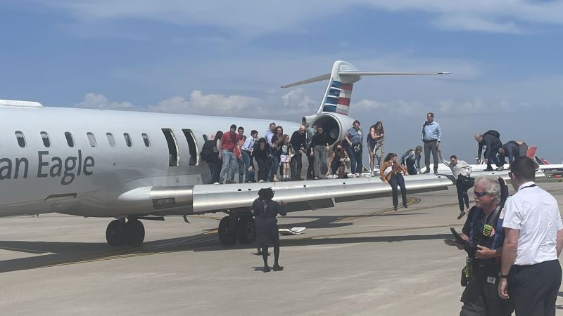 American Airlines plane, with Congressman onboard, makes emergency landing after smoke detected in the cabin