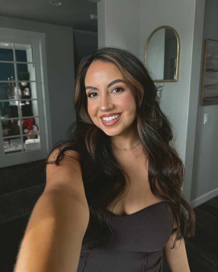 Utah-based influencer Mayra Okechukwu posts drink reviews of 7 Brew orders, often based on recommendations from other customers.