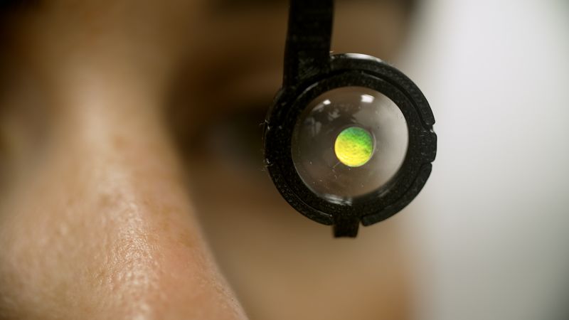 See inside a smart contact lens