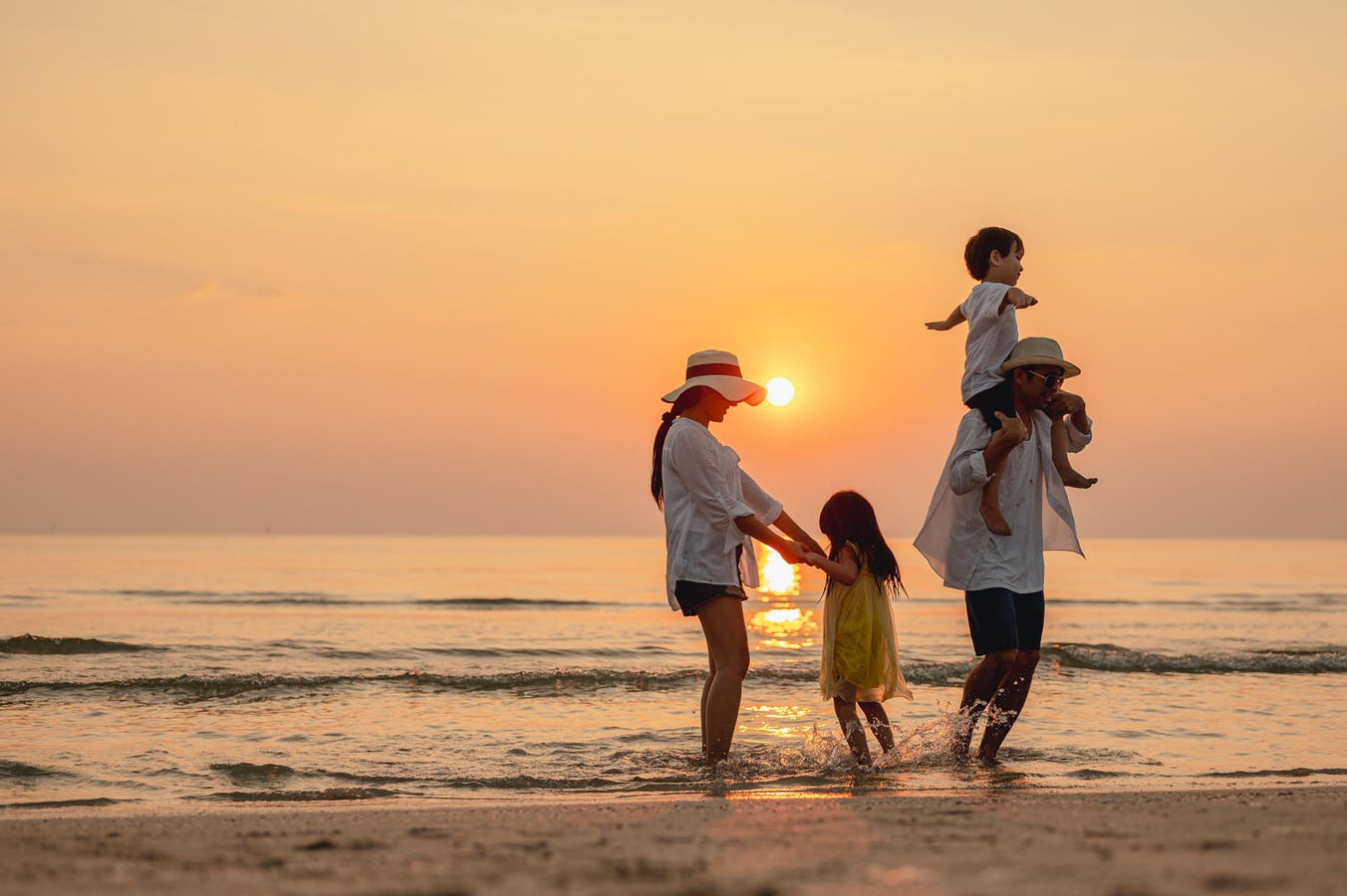 8 Tips To Create A Summer Vacation That Your Kids Will Really Love