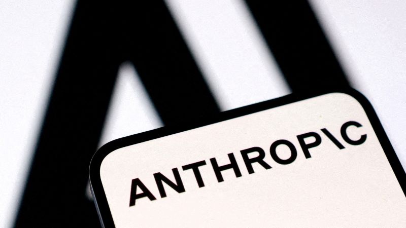 Anthropic warns that AI will soon be able to improve itself without human intervention