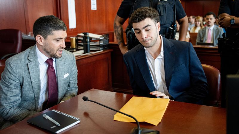 Luigi Mangione’s attorneys say they are withdrawing psychiatric defense