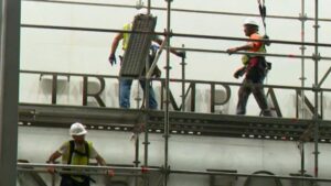 Kennedy Center misses deadline to remove Trump’s name | NCS Politics – NCS