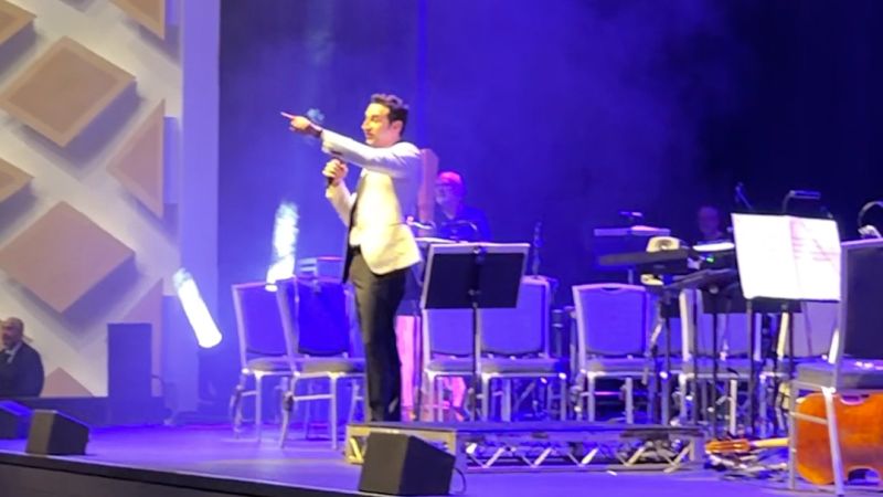 Audience member saves the day at ‘La La Land’ concert