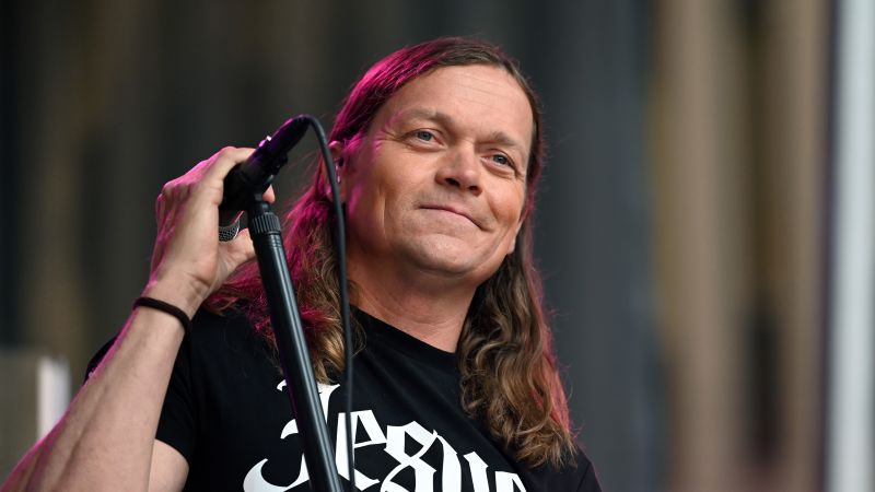 Brad Arnold, lead singer of Grammy-nominated rock band 3 Doors Down, dies at 47