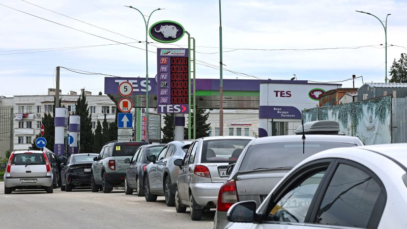 Crimea short of fuel as Ukraine expands attacks on Russian oil facilities