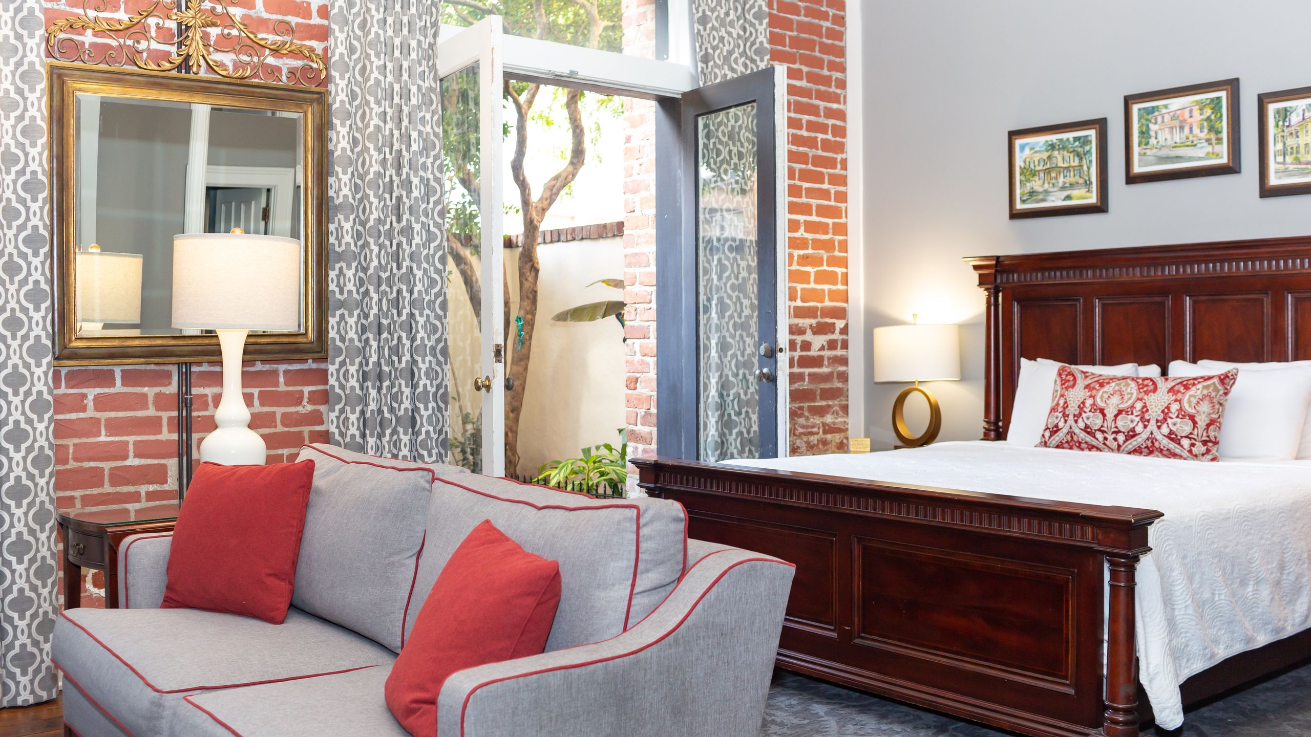 East Bay Inn, Savannah, Georgia — Hotel Review